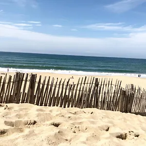  Appartement à 400m De La Avec Piscine France